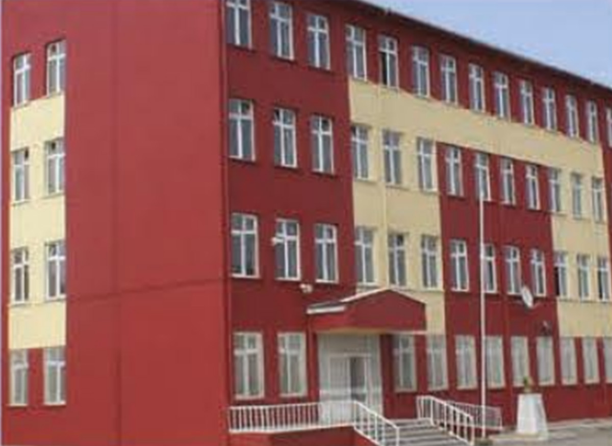 Tuzla Meslek Lisesi